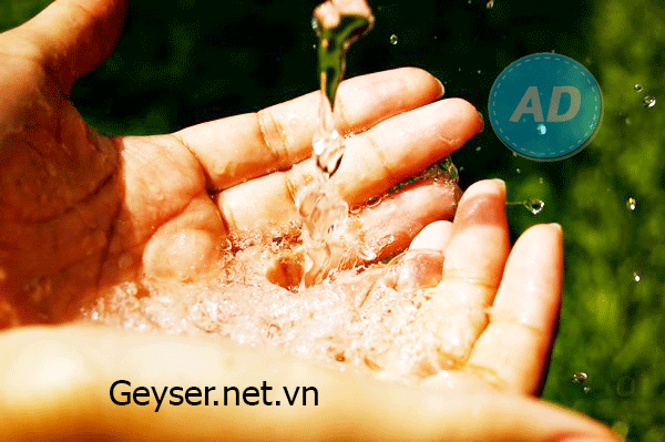 Uống nước mỗi ngày đầy đủ có lợi ích?